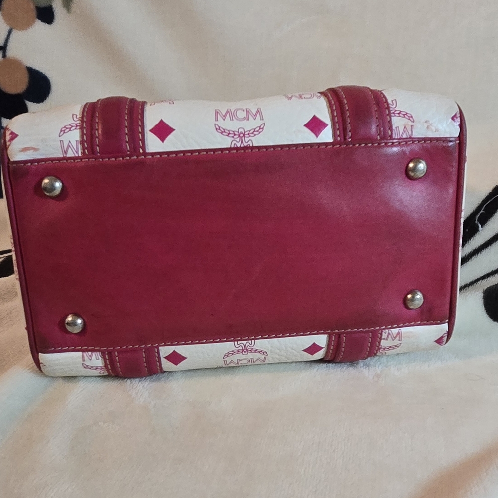 💯 Authentic MCM Boston Handbag (Pink and White) - Picture 6 of 15